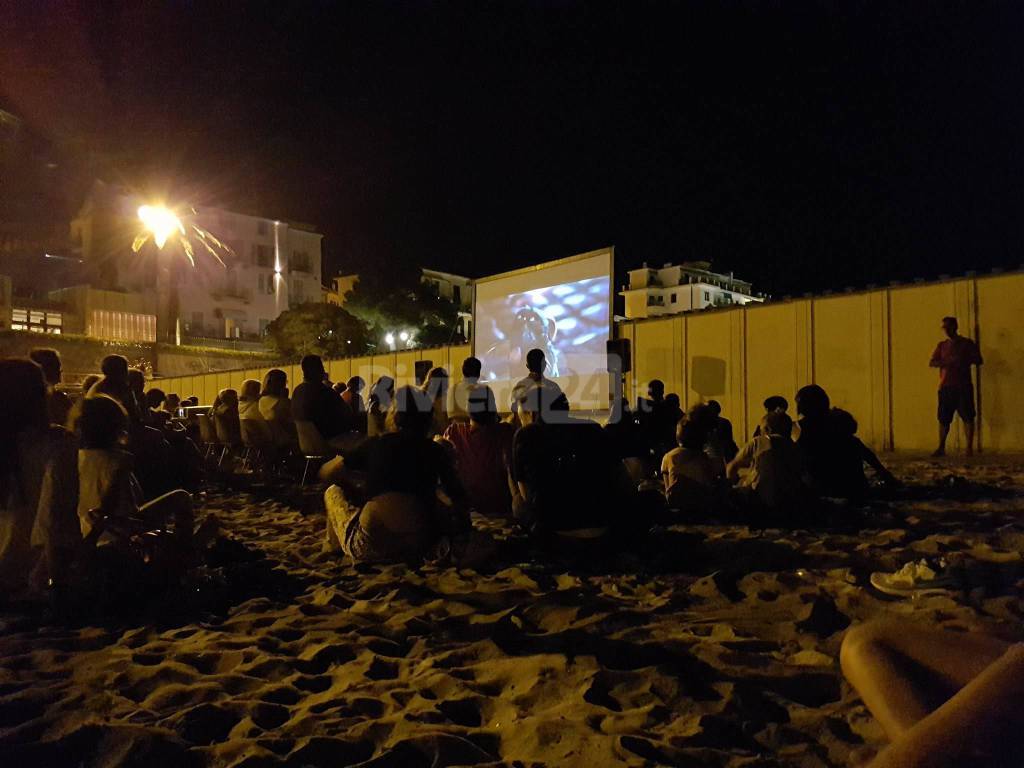 riviera24 - cinema in spiaggia arma di taggia generica 