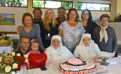 Madre Brigida, 70 anni di prof. religiosa, festa con il vescovo Suetta