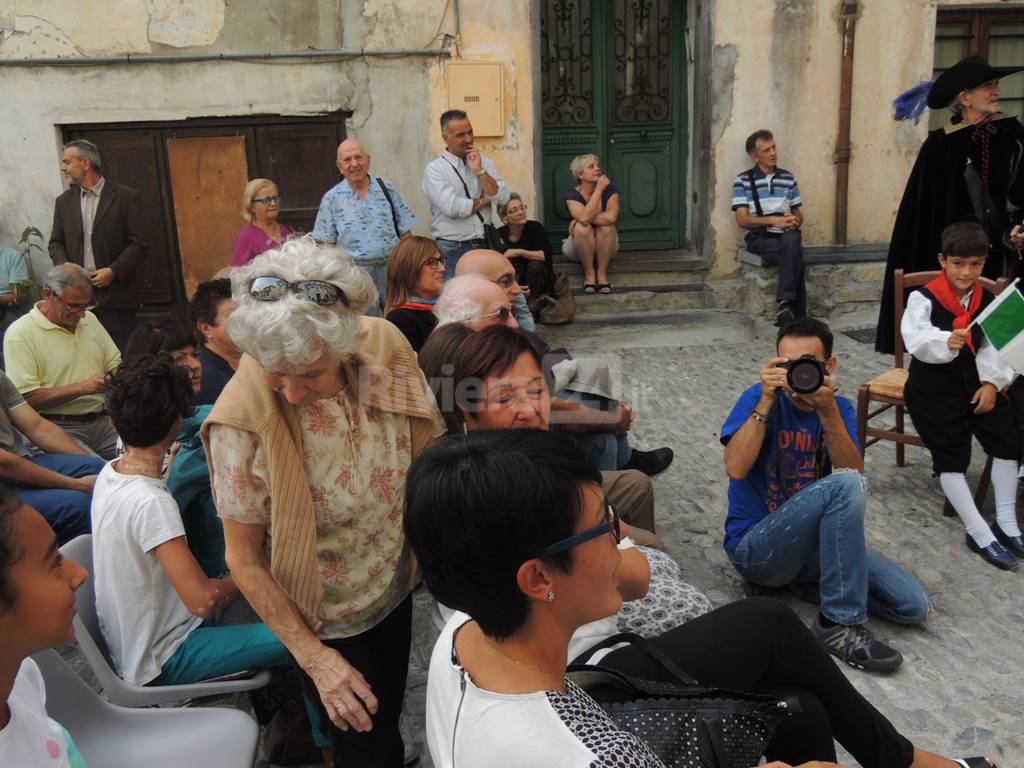 Taggia in festa per il gemellaggio con Verbicaro: firmato il patto di fratellanza in piazza Trinità