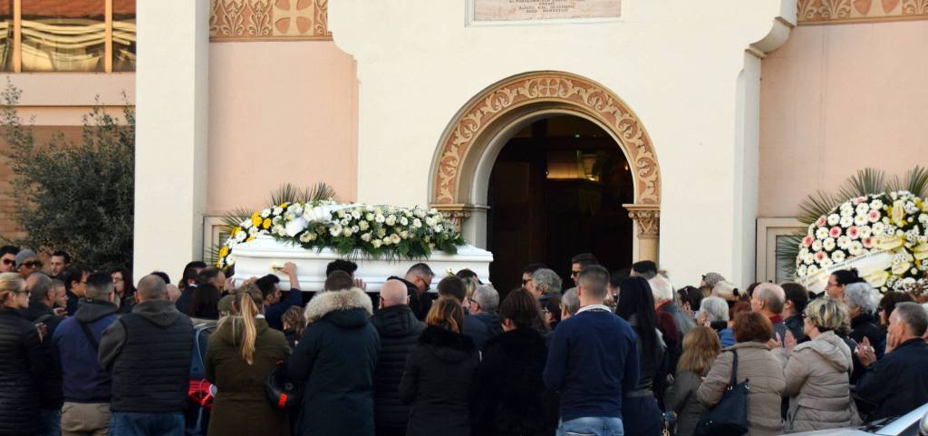 riviera24 - Ivan Trivieri, i funerali funerale