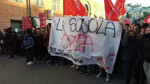 Manifestazione studenti Imperia