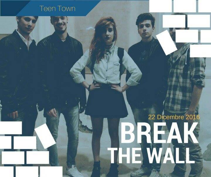 riviera24 -  Break the Wall