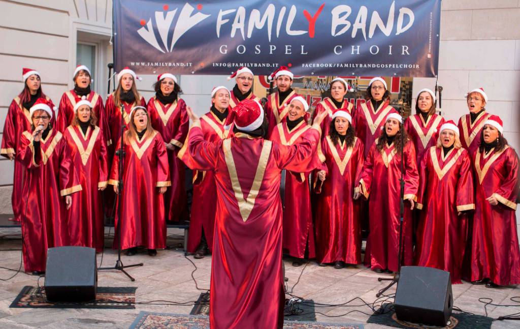 riviera24 - Family Band Gospel Choir