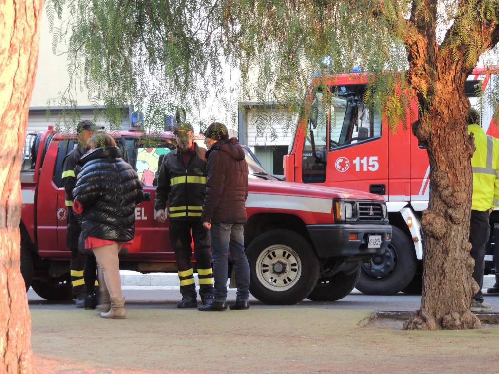 riviera24 - scuola evacuata levà incendio quadro elettrico 