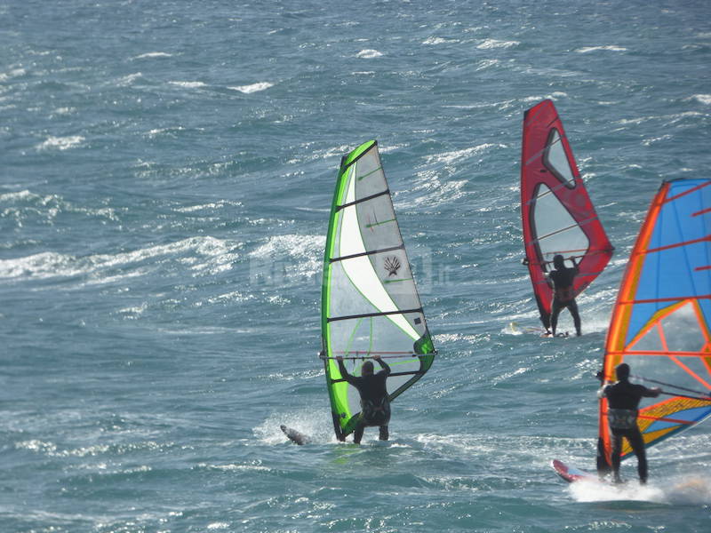 Kitesurfing a Bordighera