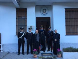 riviera24 - visita pastorale vescovo suetta a badalucco carabinieri 