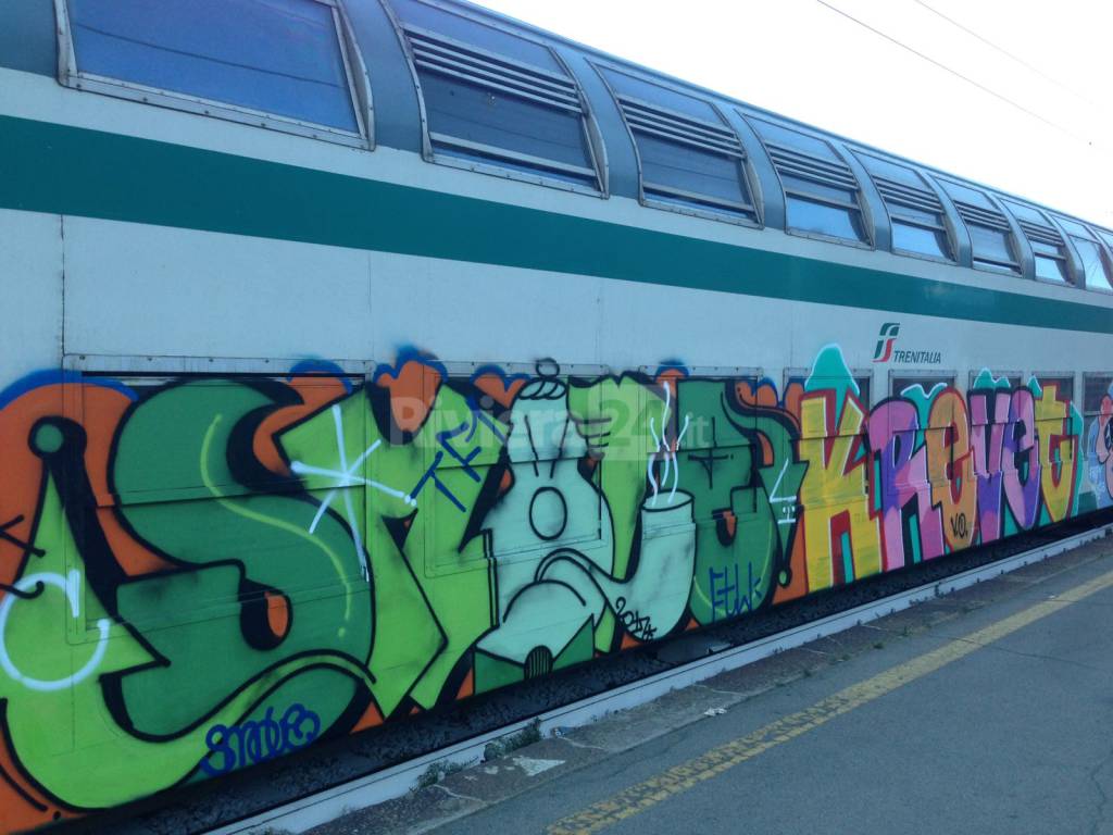 graffiti su treni