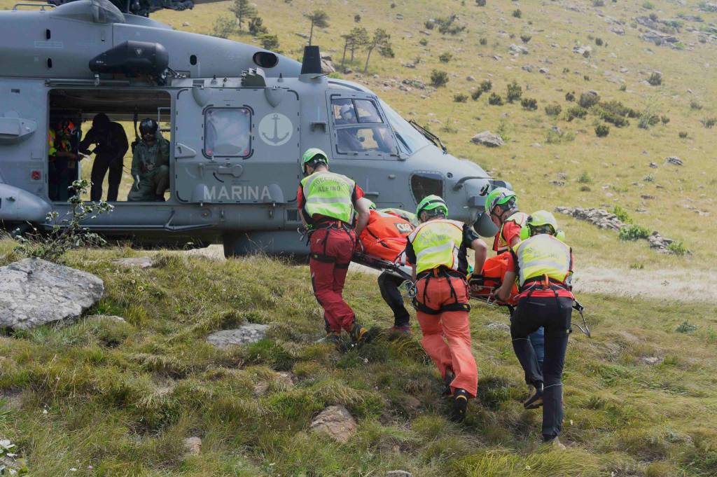 riviera24 - Addestramento della Marina Militare e del Soccorso Alpino