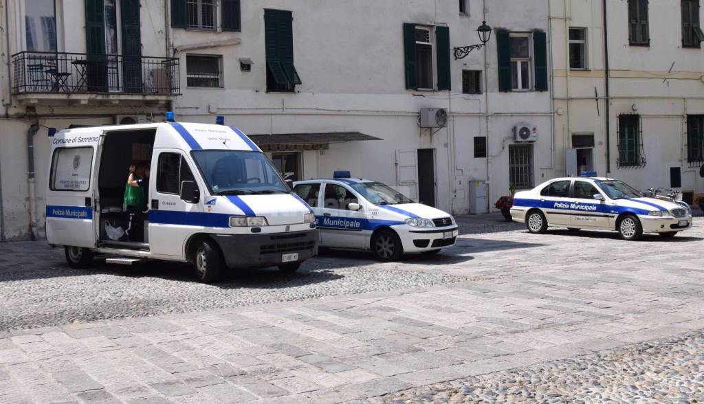 riviera 24 - municipale sanremo polizia locale sequestro