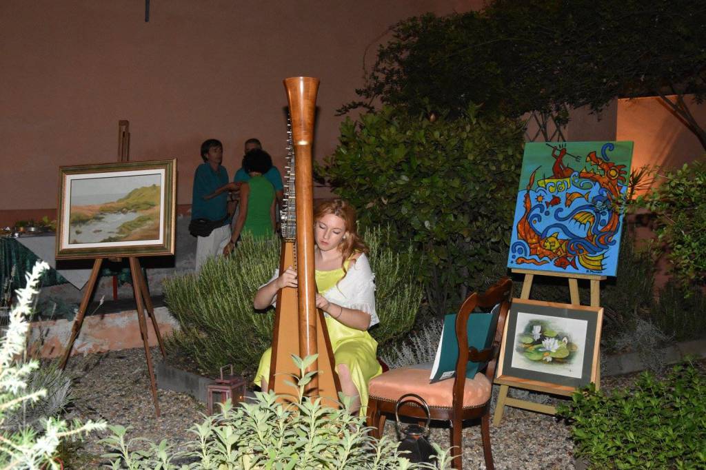 Serata croce verde intemelia