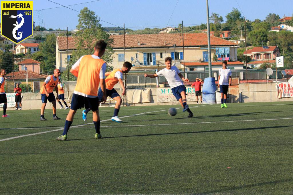 primo allenamento Imperia calcio