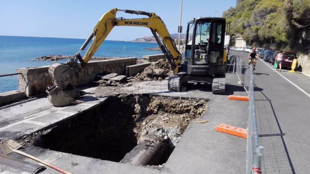 riviera24 - Rottura dell’acquedotto del Roja in località Galeazza