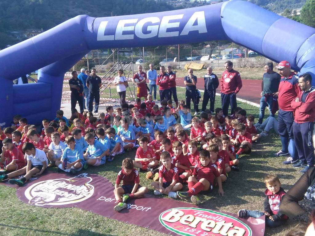 riviera24 - Giornata per le Scuole Calcio del Don Bosco Vallecrosia 