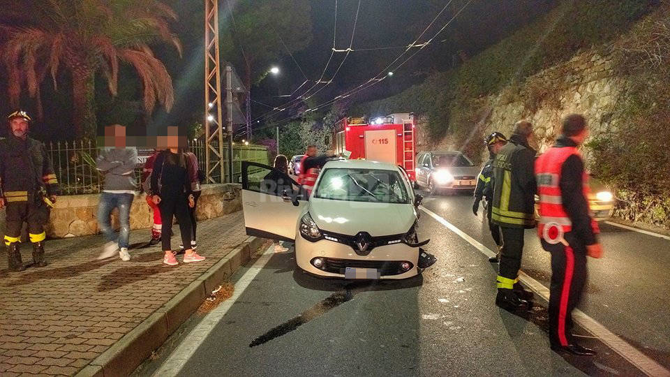 riviera24 - incidente aurelia notturna soccorsi