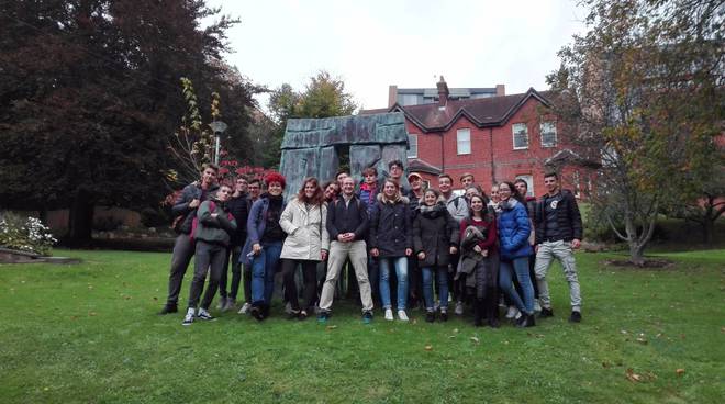 23 studenti dell’Istituto “Colombo” di Sanremo e di Arma di Taggia partecipano a “Project your life”