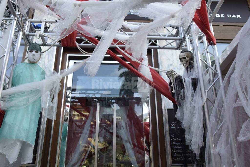 Sanremo, Victory Morgana Bay: allestimento Halloween 2017