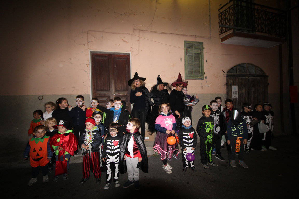 riviera24 -  Halloween a Villa Viani