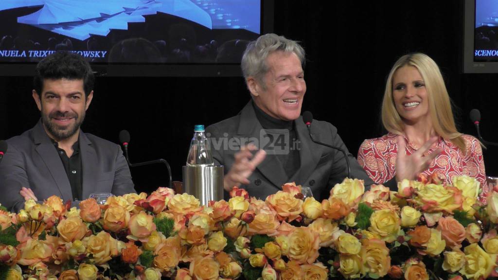 riviera24-Claudio Baglioni, Michelle Hunziker e Pierfrancesco Favino alla conferenza stampa del Festival 2018