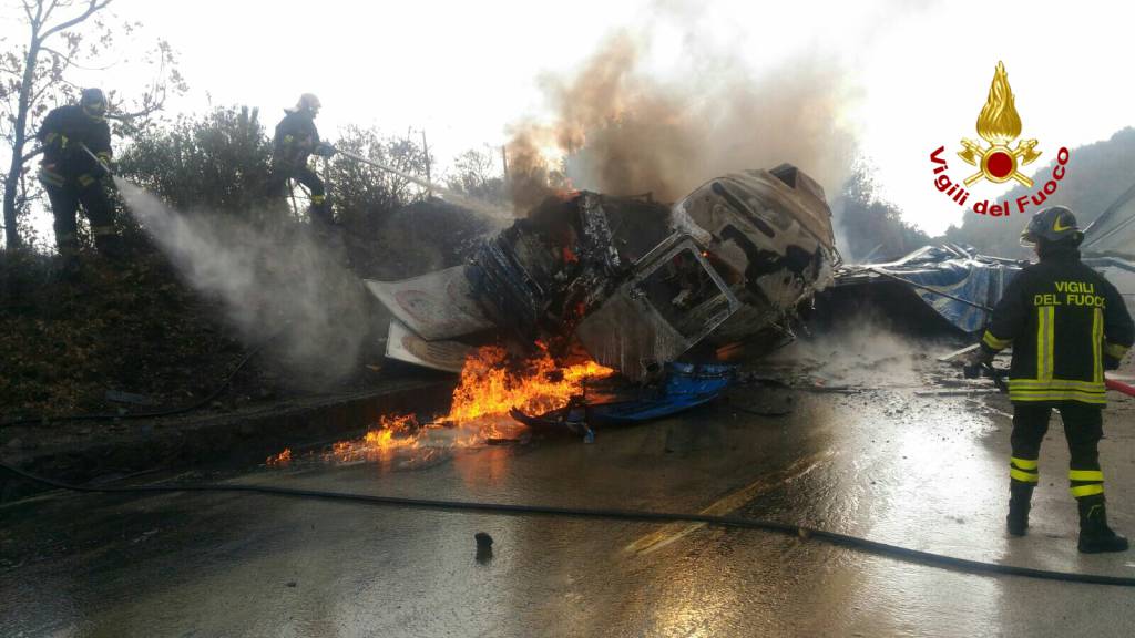 riviera24 - Incidente sull'Autostrada dei Fiori