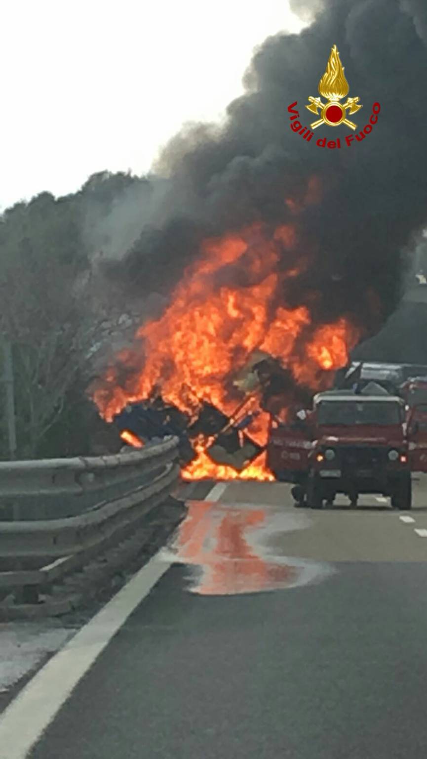 riviera24 - Incidente sull'Autostrada dei Fiori