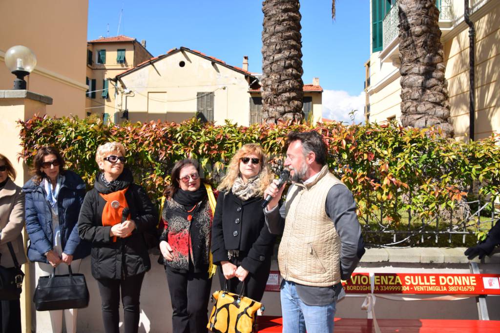 Panchina rossa Bordighera