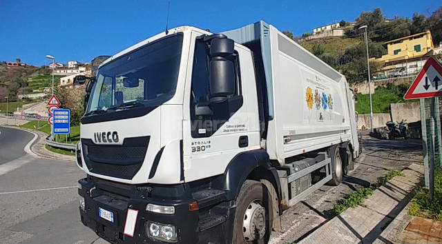 Sanremo, camion di Amaie Energia lasciato incustodito, paura per la sicurezza nel quartiere San Martino