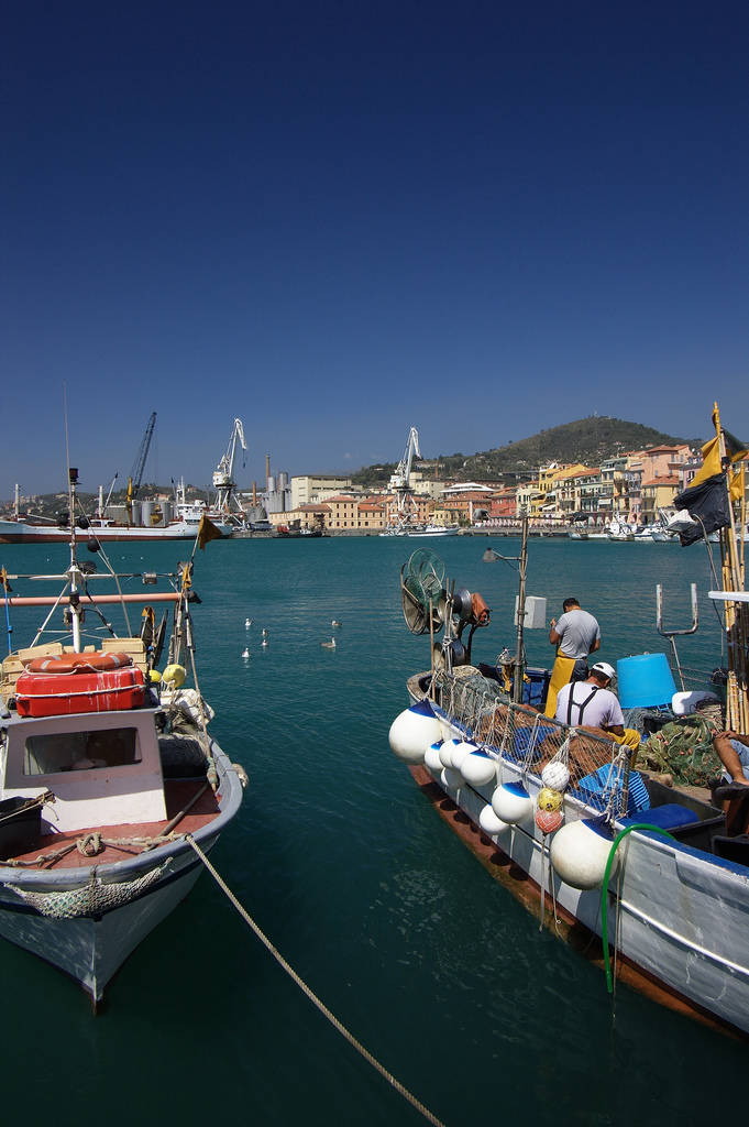 oneglia porto imperia 