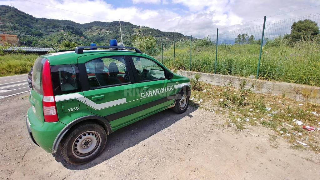 riviera24-Camporosso, blitz dei carabinieri forestali discarica riemersa