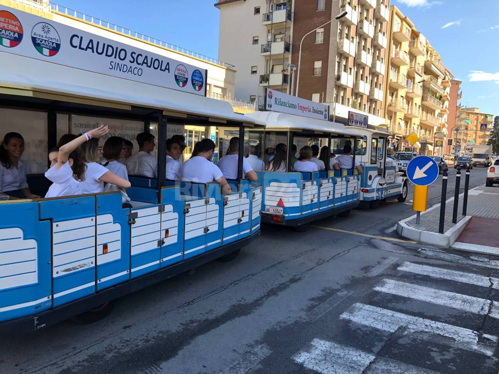 Con Claudio per Imperia, Scajola chiude la campagna elettorale con un "treno" di sostenitori