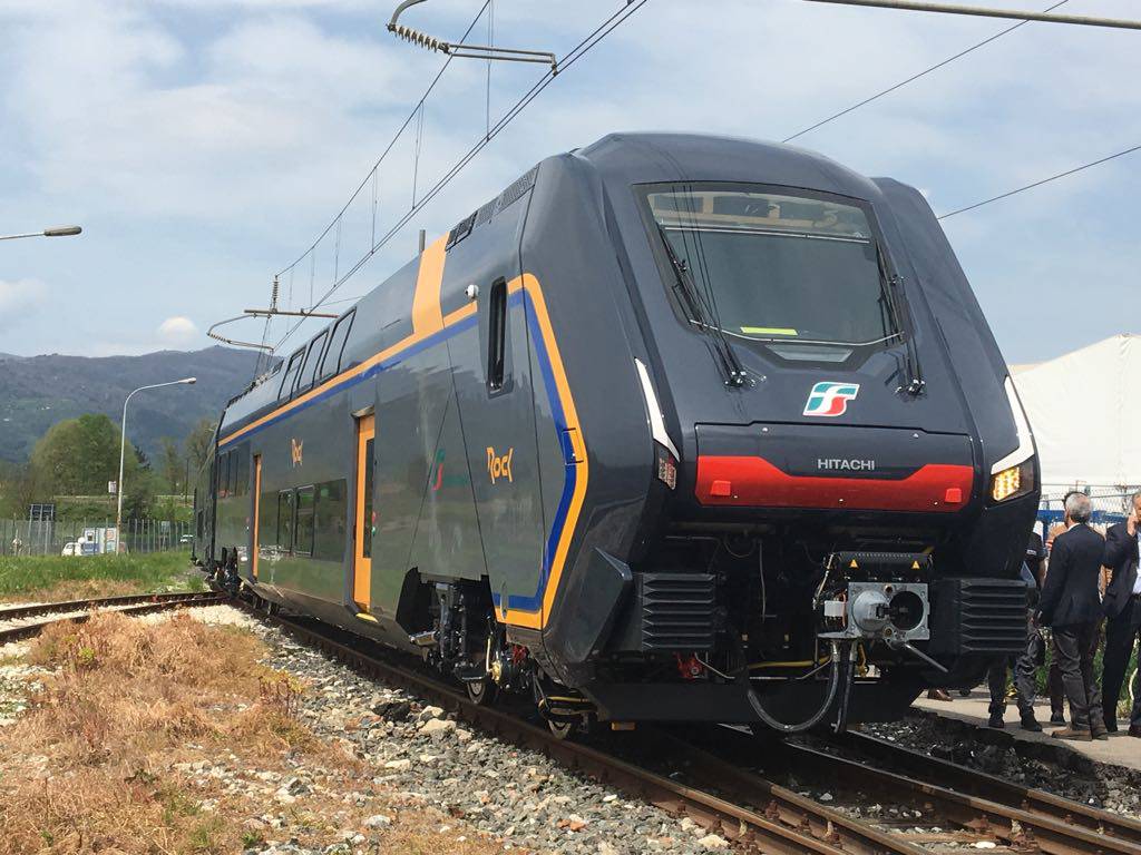 Trasporti, da oggi in servizio un nuovo treno Rock tra Savona, Genova e Sestri Levante