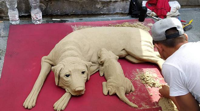 Sanremo, in centro città Alberos e le sue magiche sculture di sabbia