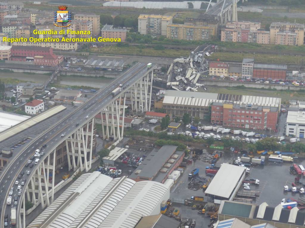 riviera24 - Genova, il crollo del ponte Morandi 