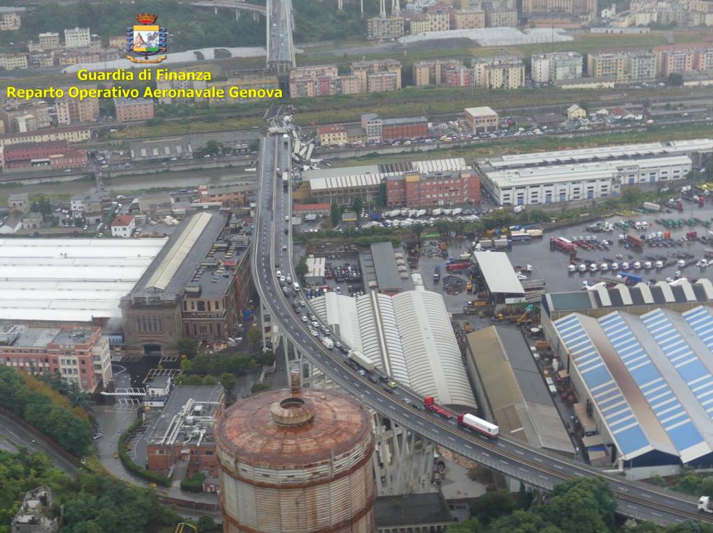 riviera24 - Genova, il crollo del ponte Morandi 