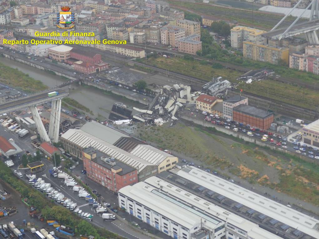 riviera24 - Genova, il crollo del ponte Morandi 