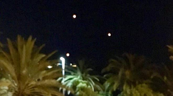 Sanremo, un volo di lanterne per ricordare Matteo Morselli