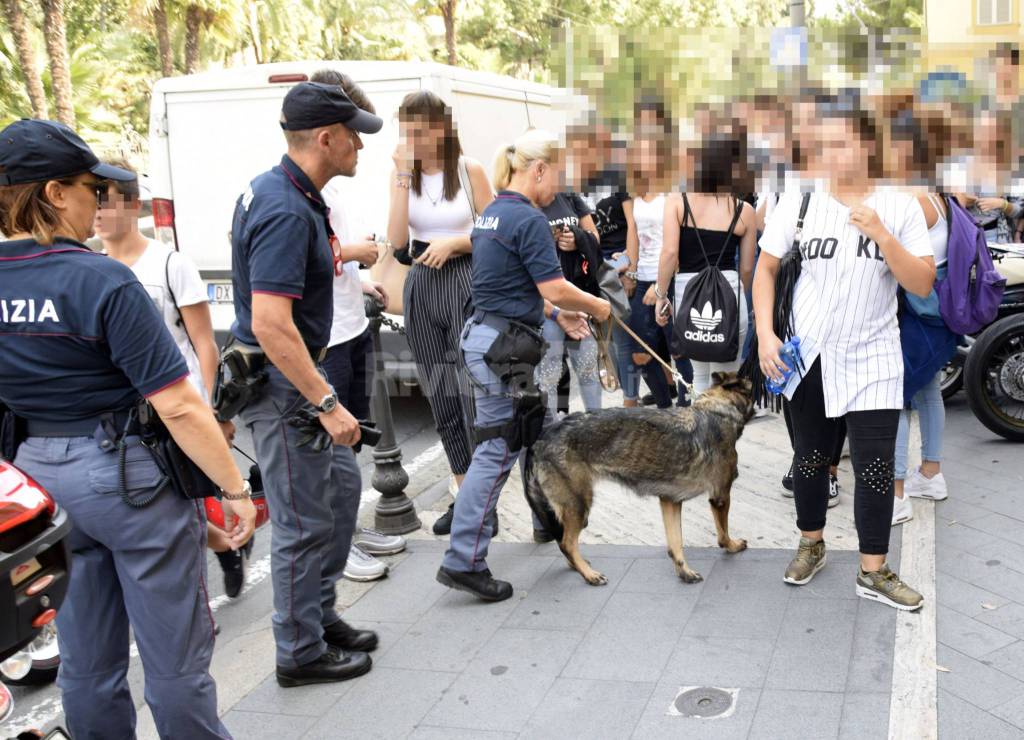 riviera24 - Cane antidroga nelle scuole a Sanremo 