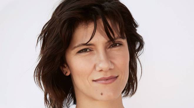 A Sanremo prende il via il Premio Tenco, Elisa: “E’ un grande onore per me aprire questa storica rassegna”