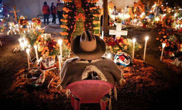 Come Si Festeggia Il Natale In Messico.Oggi Si Celebra Il 1 Novembre Come Festeggia Il Giorno Di Ognissanti Il Resto Del Mondo Riviera24