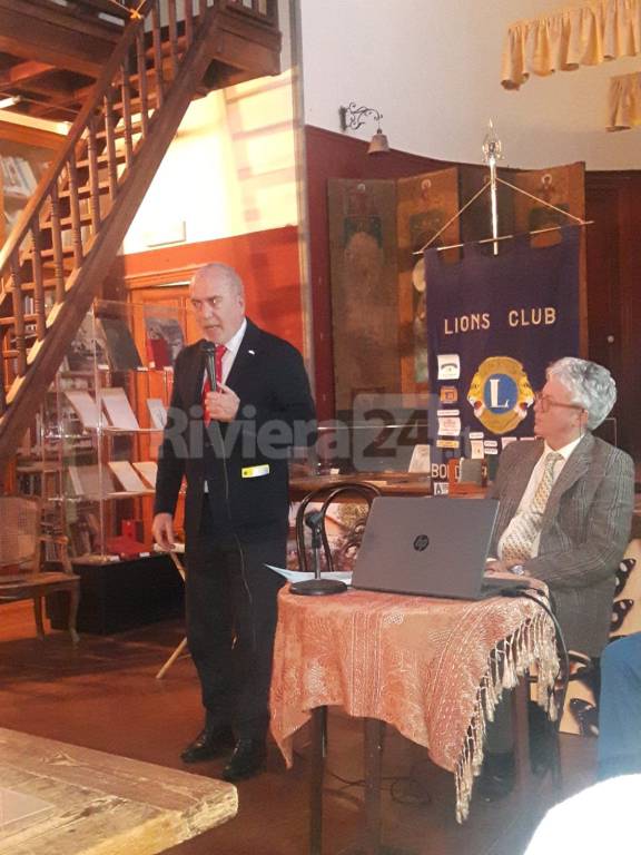 Il dono al museo Bicknell del Lions Club Bordighera