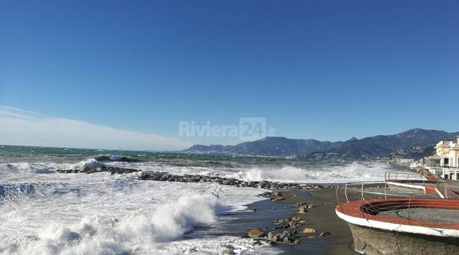 Burrasca forza 8 e vento da Levante: per il meteorologo Pennellatore Imperiese e Costa Azzurra sono in ‘codice giallo’