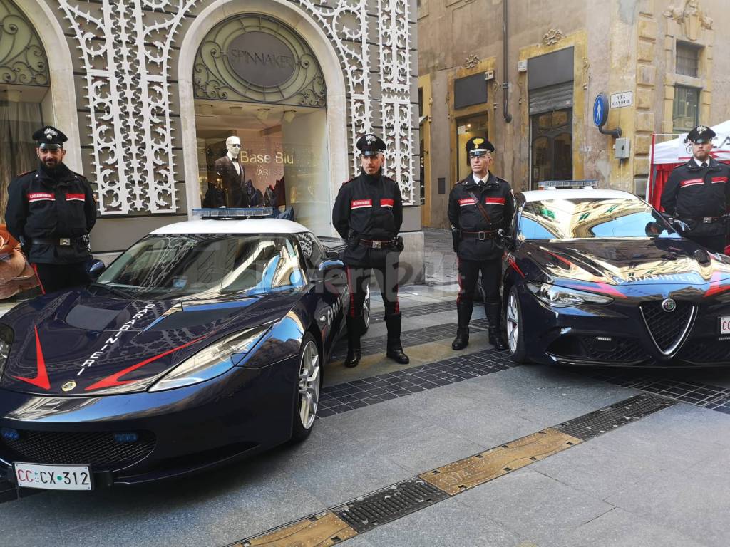 Riviera24 - carabinieri al festival sanremo 