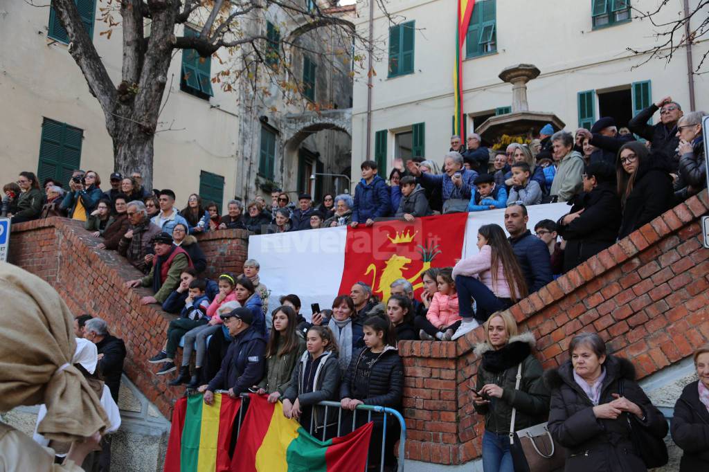 riviera24-Taggia guarda sfilare il suo Corteo Storico