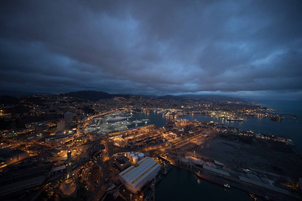 genova notturno