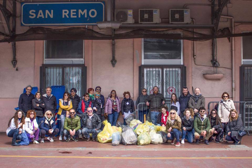 riviera24 - Deplasticati  rifiuti