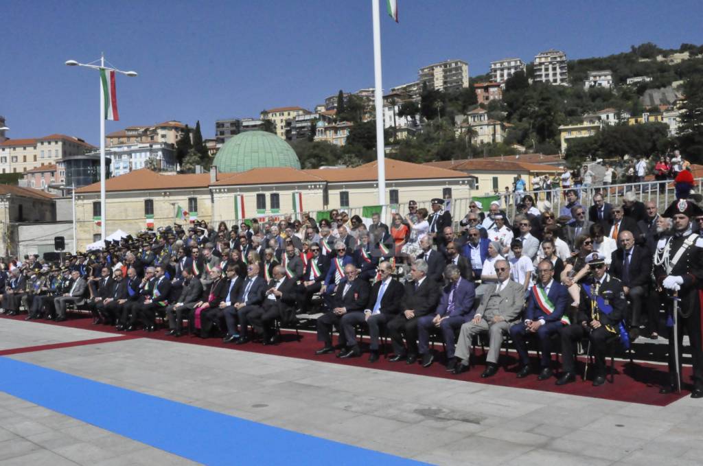 Riviera24- celebrazioni 2 giugno a imperia