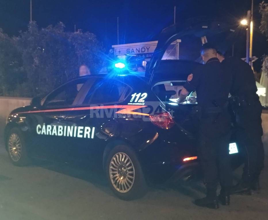 riviera24 - Controllo dei carabinieri a Sanremo