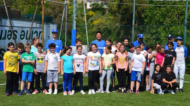 Sanremo Baseball nelle scuole, mini torneo tra gli alunni della primaria di Ospedaletti