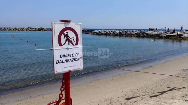 Sanremo, salta di nuovo la fogna: divieto di balneazione a Ponente