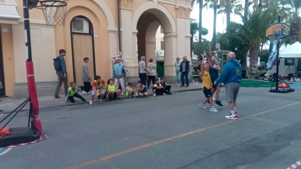 riviera24 - Basket nel Golfo di Diano al Windfestival 