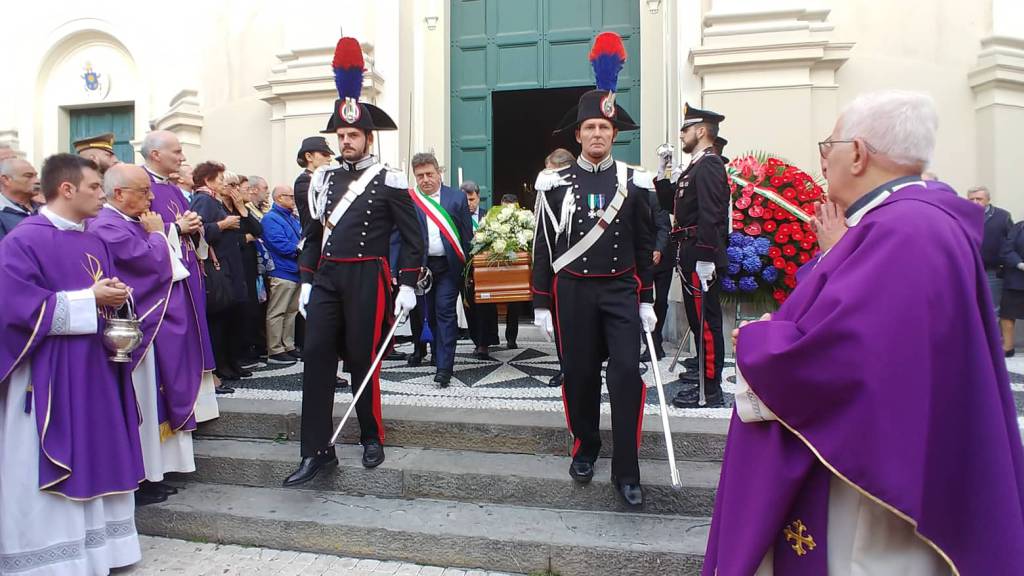 riviera24 - Funerali carabiniere Antonio Zappatore